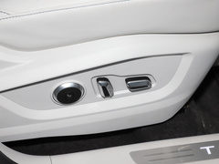 2023款 1.5T 纵享版