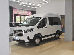 2022款 2.0T 手动运杰前驱短袖高顶后单胎6座 