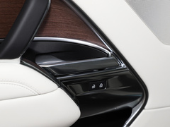2023款 改款 3.0 L6 400PS 盛世加长版