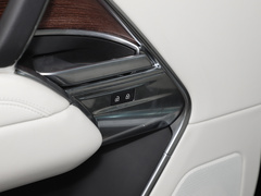 2023款 改款 3.0 L6 400PS 盛世加长版