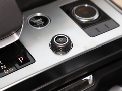 2023款 改款 3.0 L6 400PS 盛世加长版