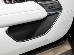 2023款 改款 3.0 L6 400PS 盛世加长版