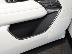 2023款 改款 3.0 L6 400PS 盛世加长版