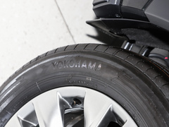 2023款 2.0L CVT两驱领先版