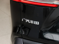 2023款 2.0L CVT两驱领先版
