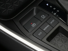 2023款 2.0L CVT两驱豪华PLUS版