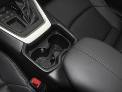 2023款 2.0L CVT两驱豪华PLUS版