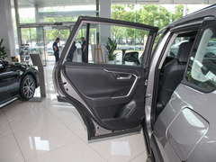 2023款 2.0L CVT两驱豪华PLUS版
