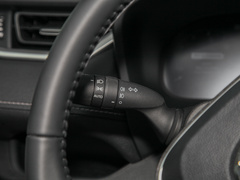 2023款 2.0L CVT两驱豪华PLUS版