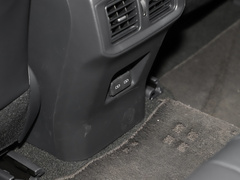 2023款 2.0L CVT四驱豪华PLUS版