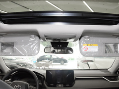 2023款 2.0L CVT四驱豪华PLUS版