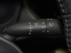 2023款 2.0L CVT四驱豪华PLUS版