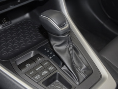 2023款 2.0L CVT四驱豪华PLUS版