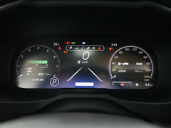 2023款 2.0L CVT四驱豪华PLUS版