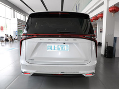 2023款 2.0T 星云七座版