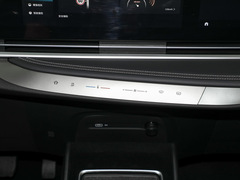 2023款 2.0T 星云七座版