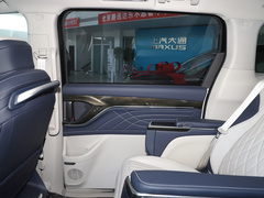2023款 2.0T 星云七座版