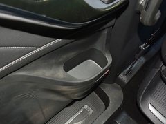 2023款 2.0T 星际六座版