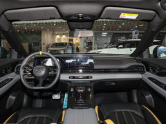 2023款 270T DCT J15版