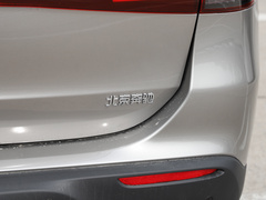 2023款 EQA 260