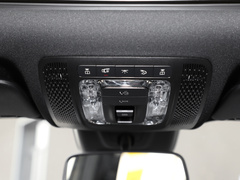 2023款 EQA 260
