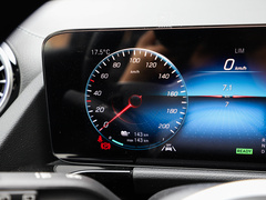 2023款 EQA 260
