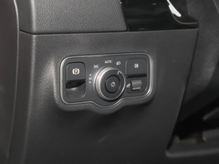 2023款 EQA 260
