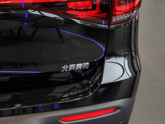 2023款 EQB 260