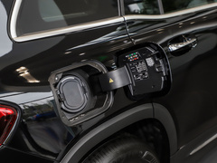 2023款 EQB 260