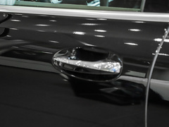 2023款 EQB 260