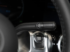 2023款 EQB 260