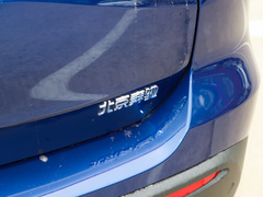 2023款 EQB 260