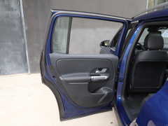 2023款 EQB 260