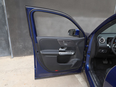 2023款 EQB 260