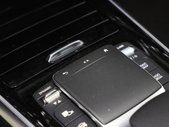 2023款 EQB 260