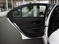 2023款 改款 C 200 L 运动版