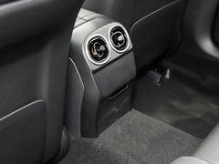 2023款 改款 C 200 L 运动版