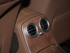 2023款 改款 E 300 L 豪华型
