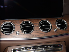 2023款 改款 E 300 L 豪华型