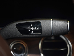 2023款 改款 E 300 L 豪华型