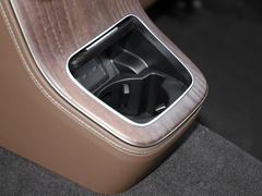 2023款 改款 E 300 L 豪华型