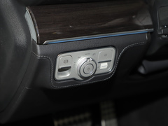 2023款 改款 GLS 450 4MATIC 时尚型