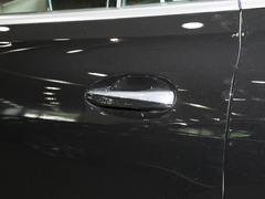 2023款 改款 GLS 450 4MATIC 豪华型