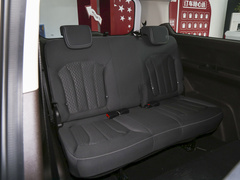 2023款 2.0L CNG长轴创享版 7座