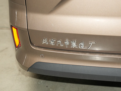 2023款 2.0L CNG长轴创享版 7座