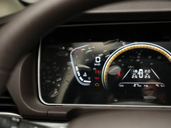 2023款 2.0L CNG长轴创享版 7座