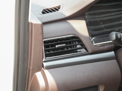 2023款 2.0L CNG长轴商务版 7座