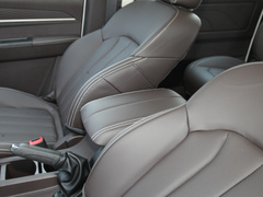 2023款 2.0L CNG长轴商务版 7座