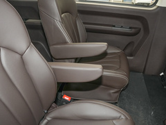 2023款 2.0L CNG长轴豪华营运版 7座