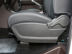 2023款 2.0L CNG长轴豪华营运版 7座